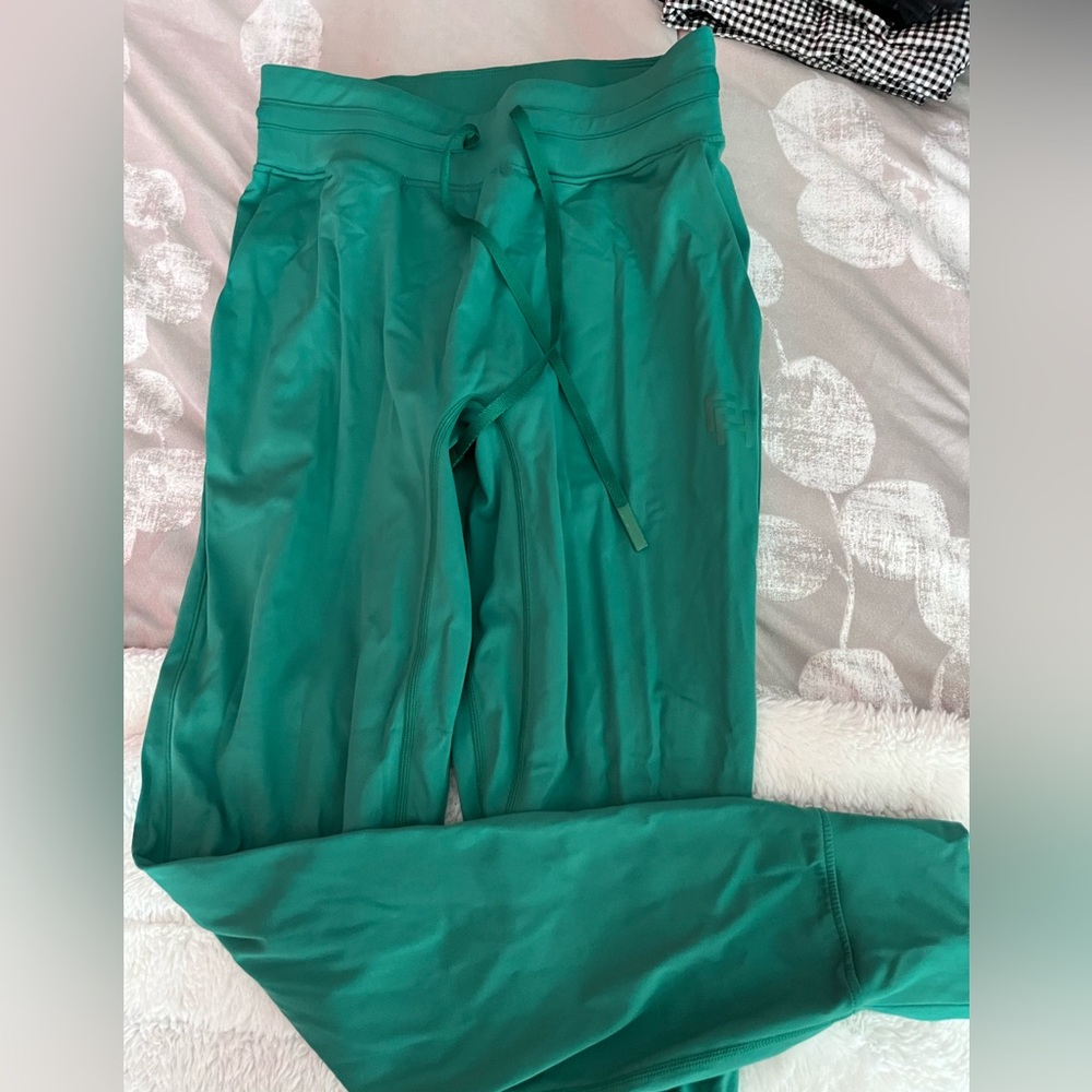 First health joggers